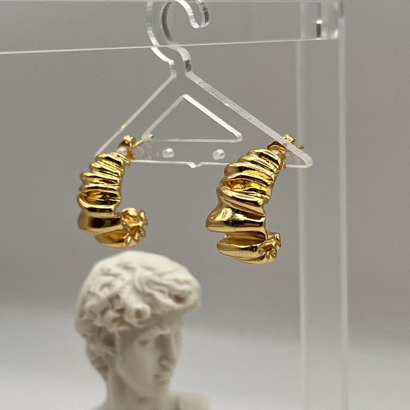 Imagen de Aros Media Luna Gold