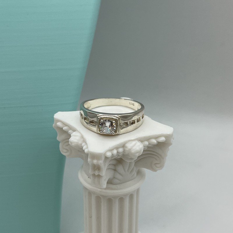 Imagen de Anillo Real Con Cristal