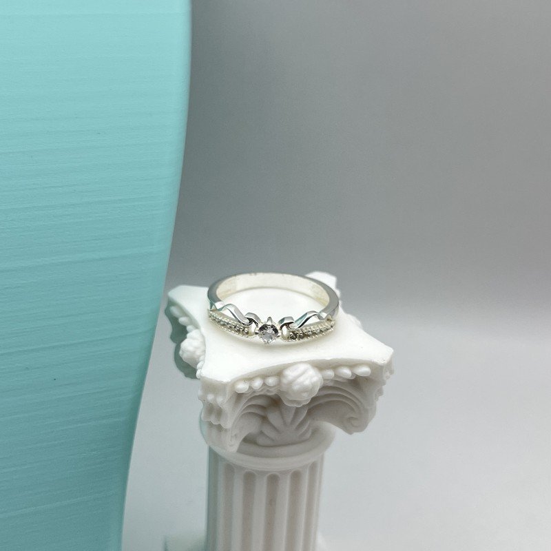 Anillo Flor Cristal Azul Con Circones