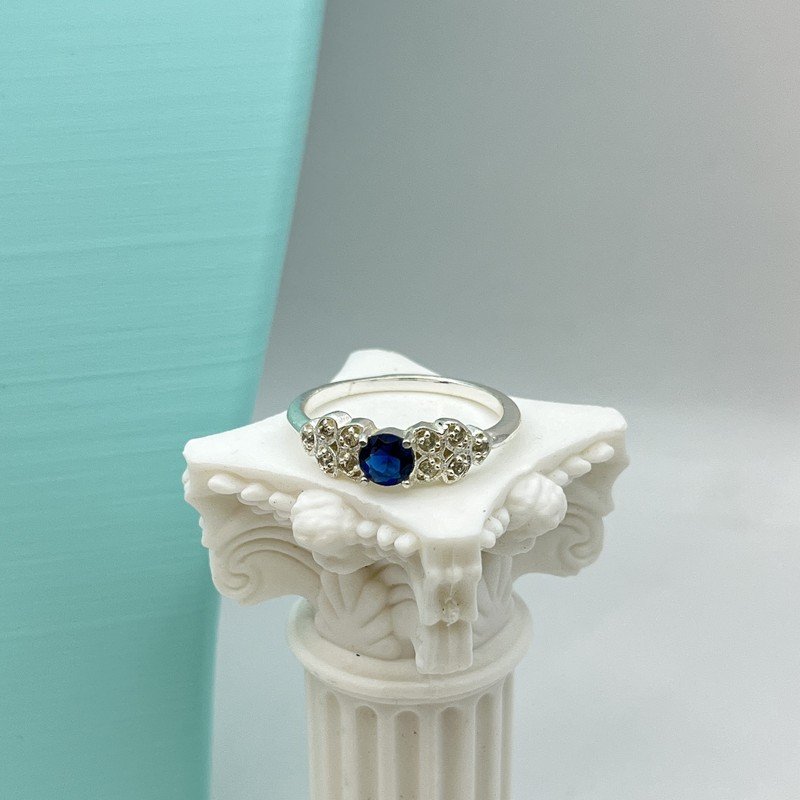 Imagen de Anillo Flor Cristal Azul Con Circones