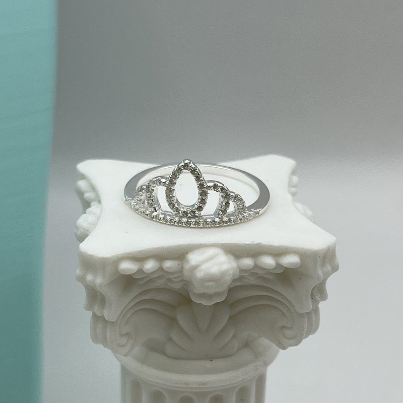 Imagen de Anillo Corona Con Circones