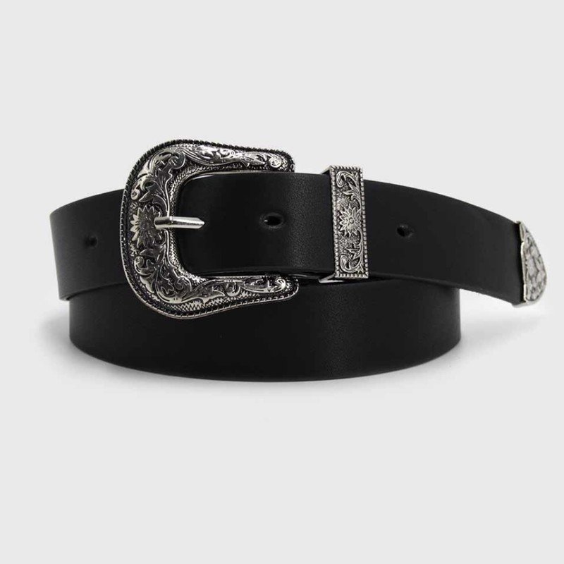 Cinturón Negro con Hebilla Plateada