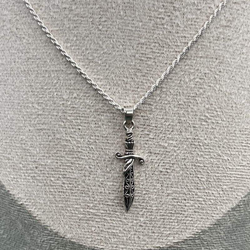 Conjunto Cadena Tourbillon Con Colgante Espada