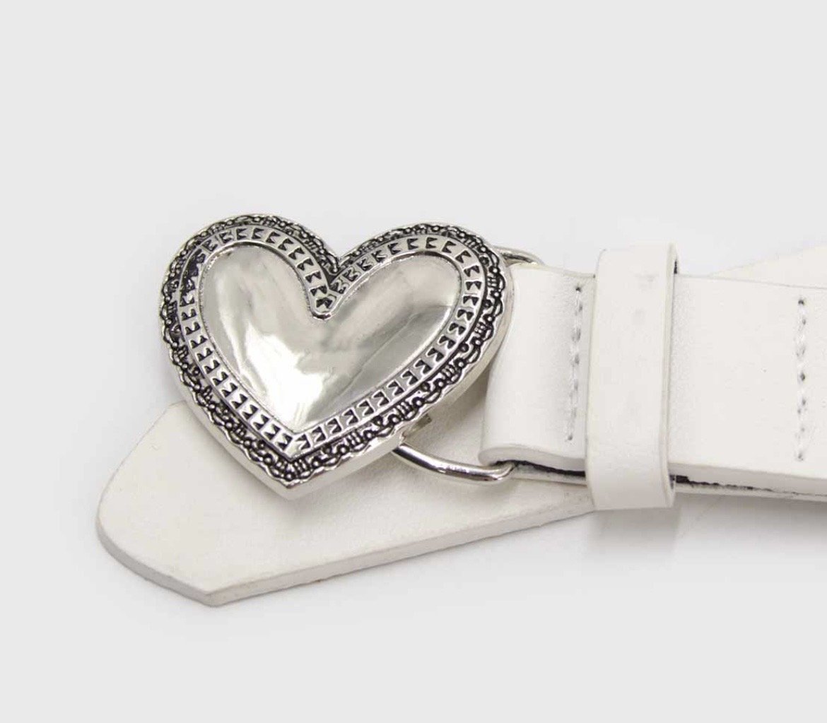 Imagen adicional 2 de Cinturón Blanco con Corazón