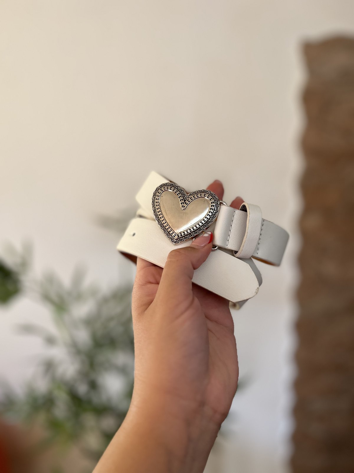 Imagen adicional 3 de Cinturón Blanco con Corazón