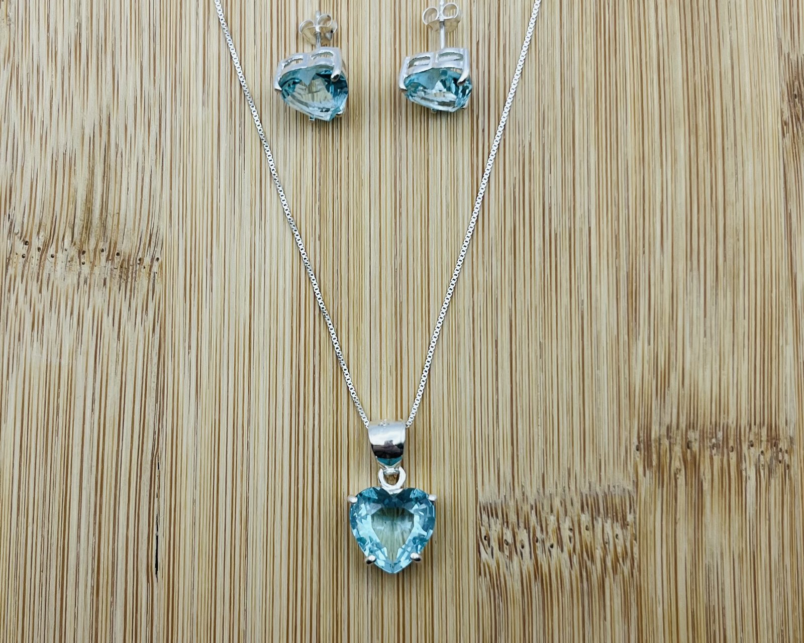 Imagen adicional 1 de Conjunto Corazón Cristal Celeste