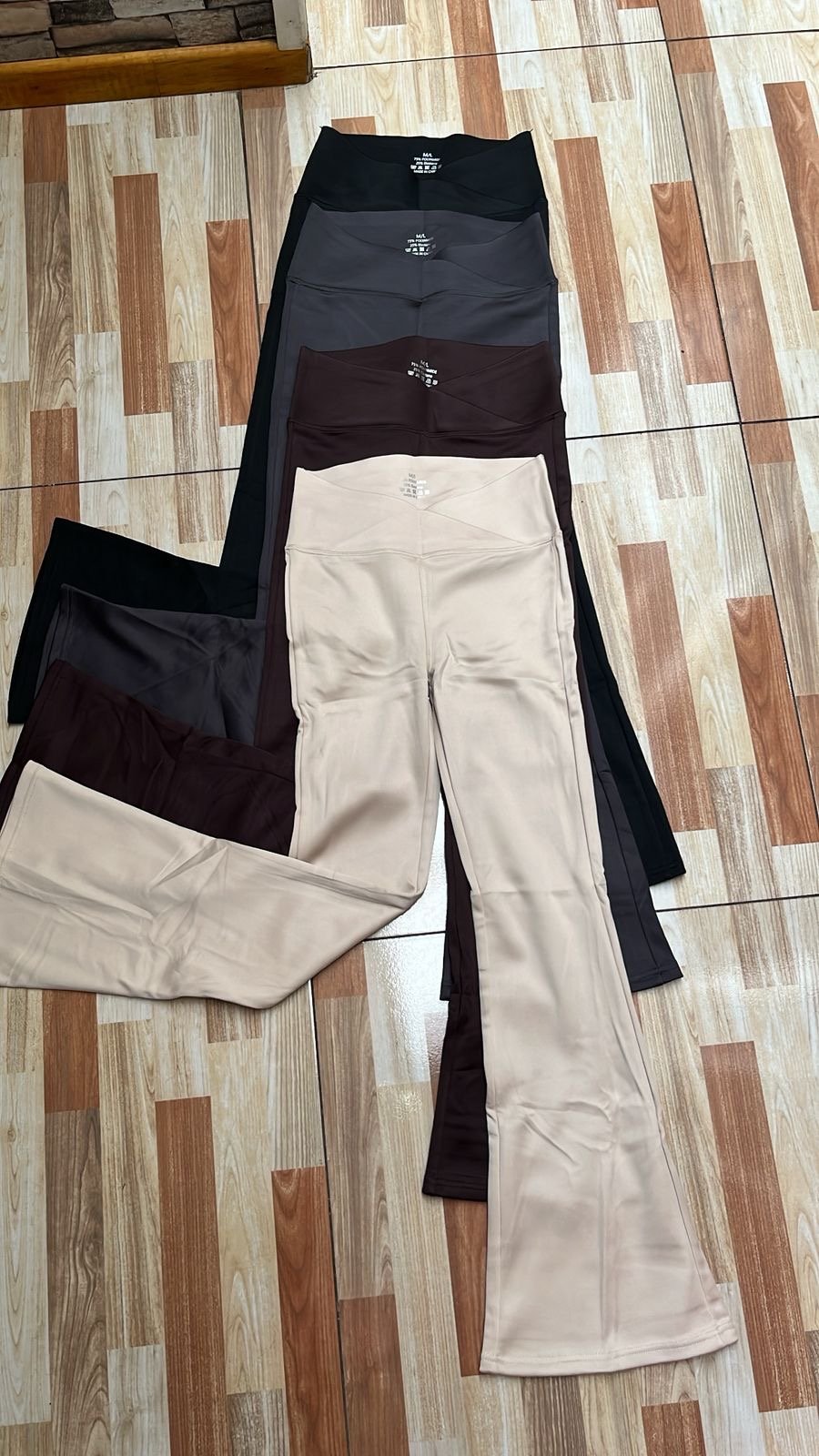 Imagen adicional 4 de Calza pretina cruzada micropolar  - Gris